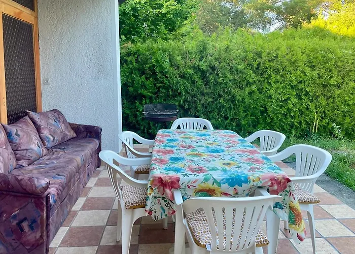 דירה Vintage House שיופוק